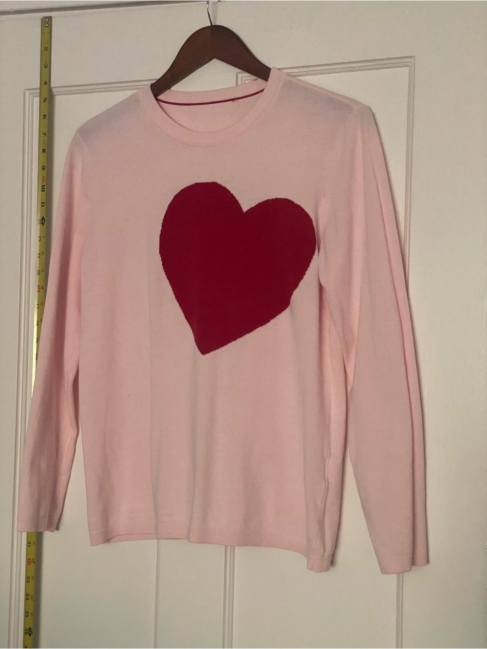 Tommy Hilfiger heart design, pink sweater